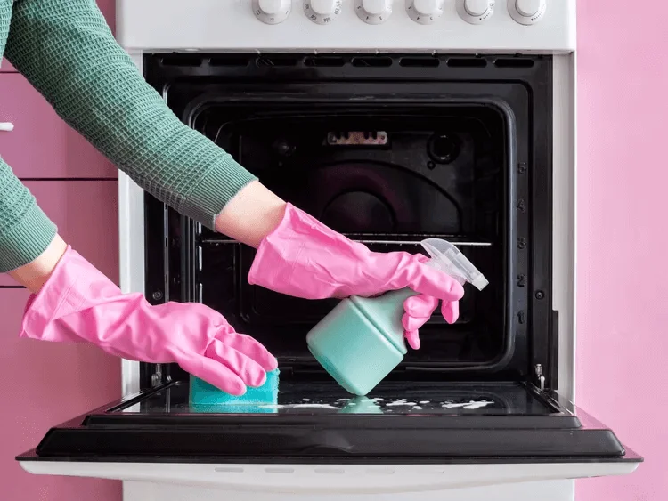 tips on cleaning a gas oven