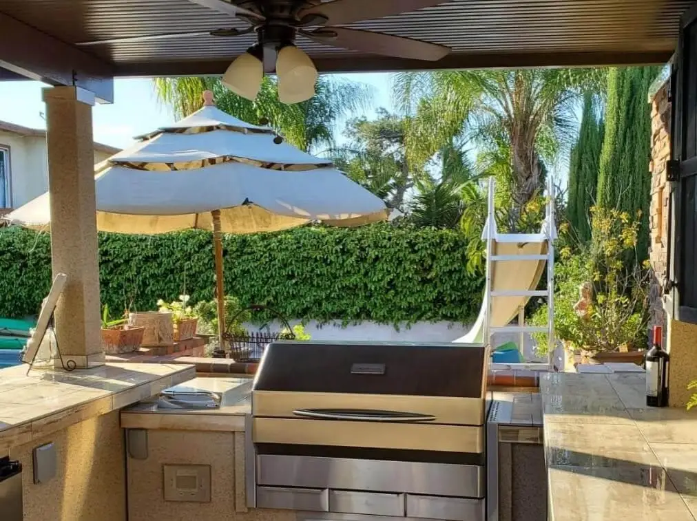 Outdoor Grill Stations with Roof Ideas & Things to Consider VEVOR Blog