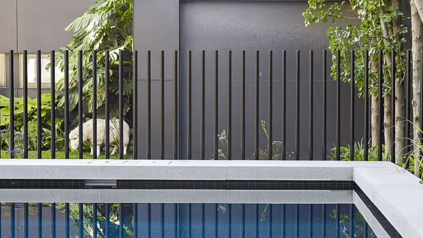 install-a-stylish-and-versatile-privacy-fence