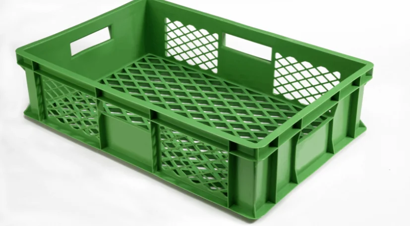 transforming-old-crates-or-baskets-into-water-bottle-holders