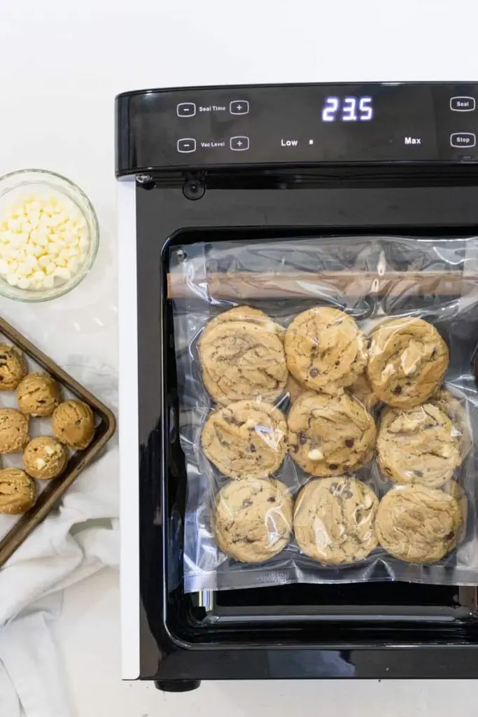 How to Properly Vacuum Seal Cookies? The Definitive Guide! VEVOR Blog