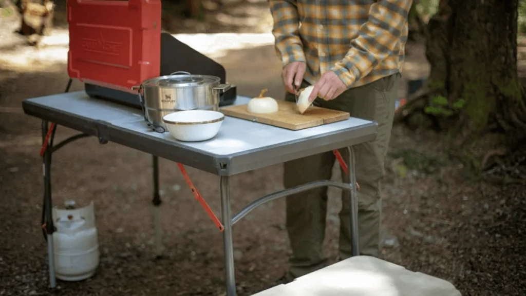best-outdoor-camp-cooking-table-b-10143
