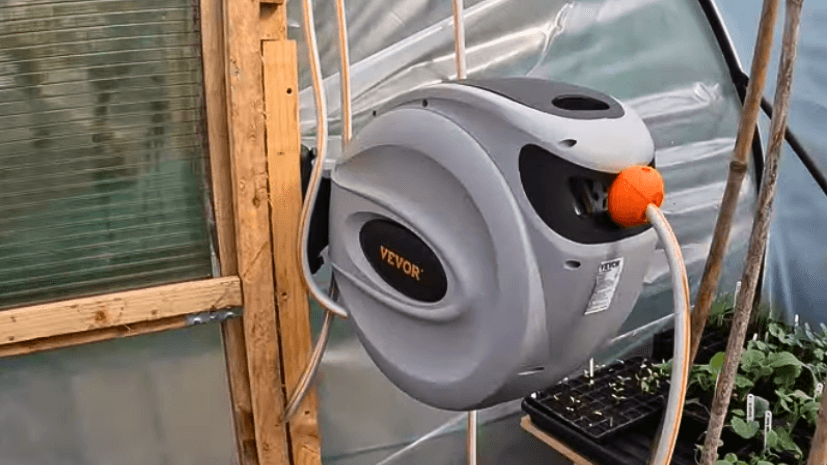 VEVOR retractable garden hose