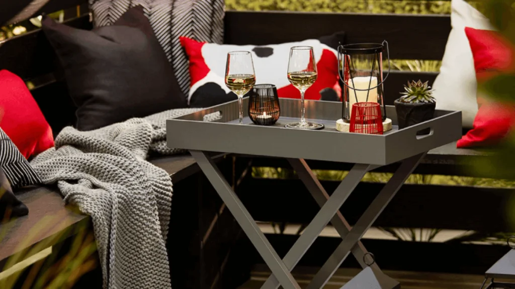 how-to-keep-patio-warm-in-winter-h-10143