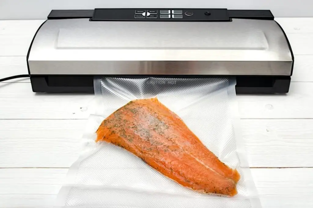 how to vacuum seal fish