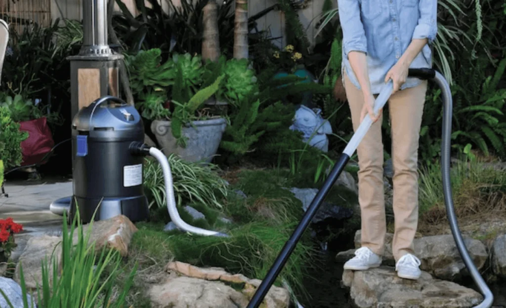 vacuum-cleaner-for-ponds-buying-guide-b-10144
