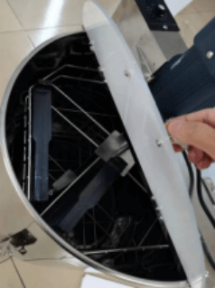 motor stops working soon as you open the lid