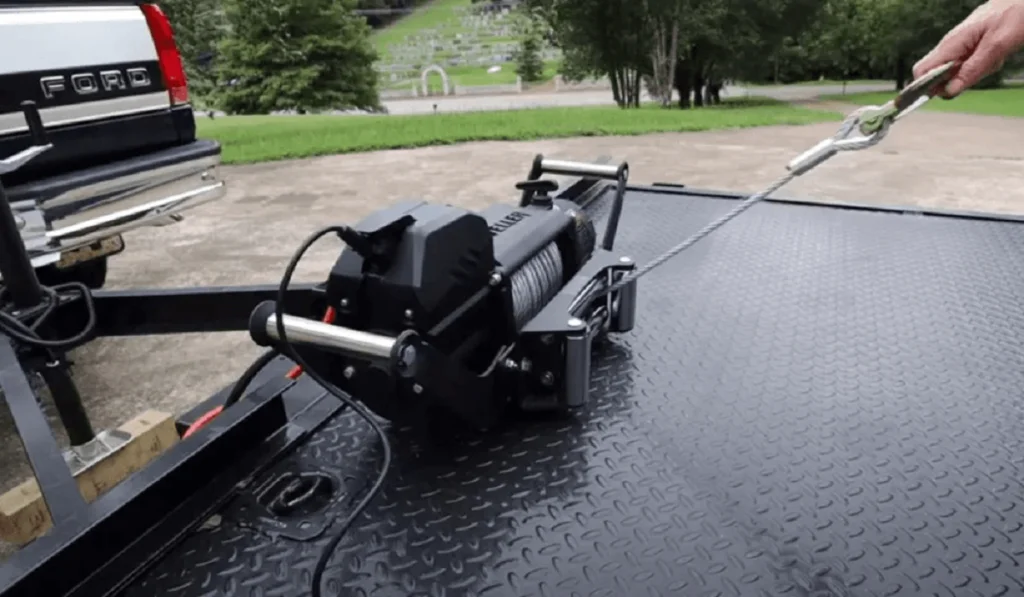 Trailer Winch Buying Guide: Top 5 Trailer Winches - VEVOR Blog