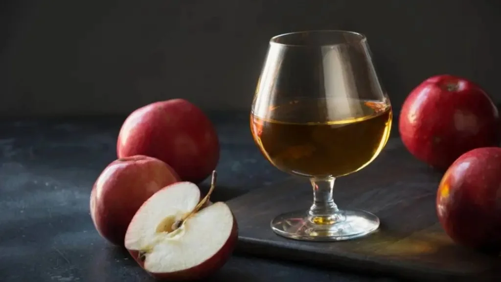 el proceso de licor de luna para manzana