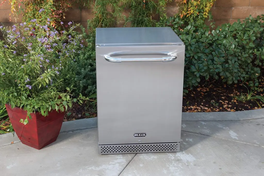 Bull 13700 Series Outdoor Refrigerator