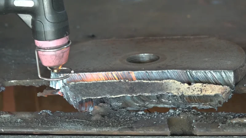 Issues Addressed in Plasma Cutter Troubleshooting Guides