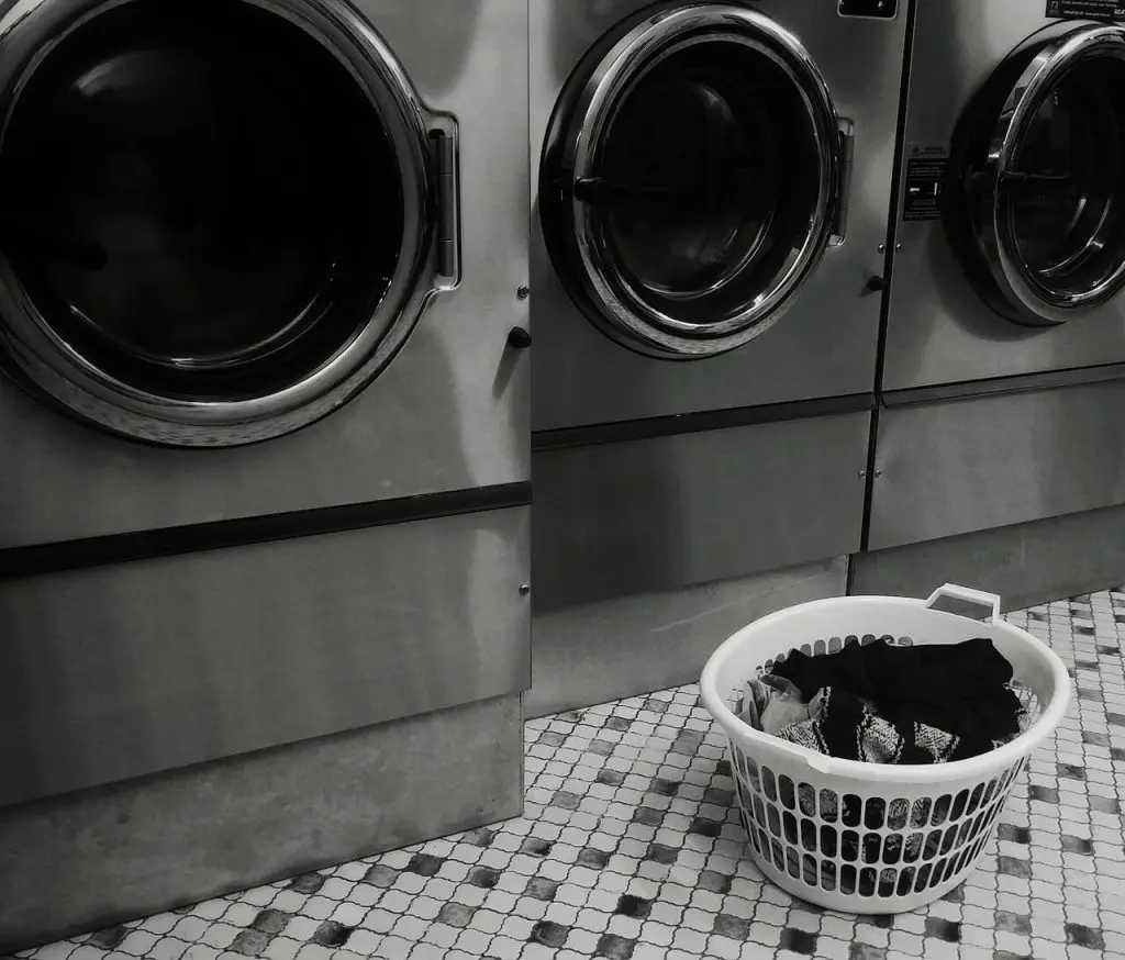 Laundry machine