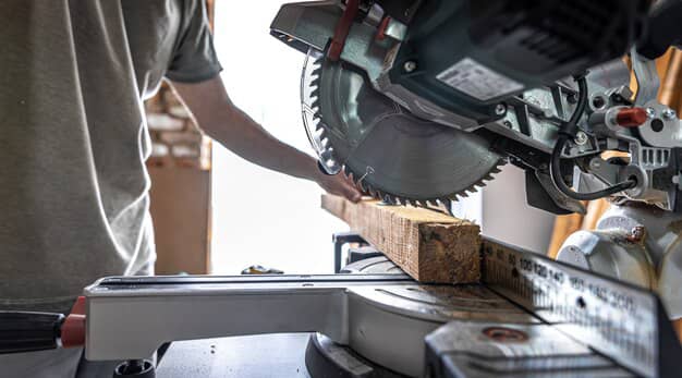 power saw safety tips