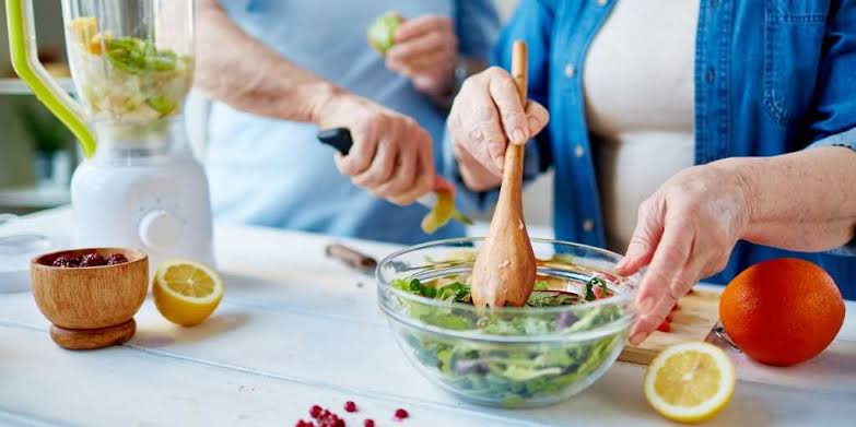 vegetable cooking with distilled water