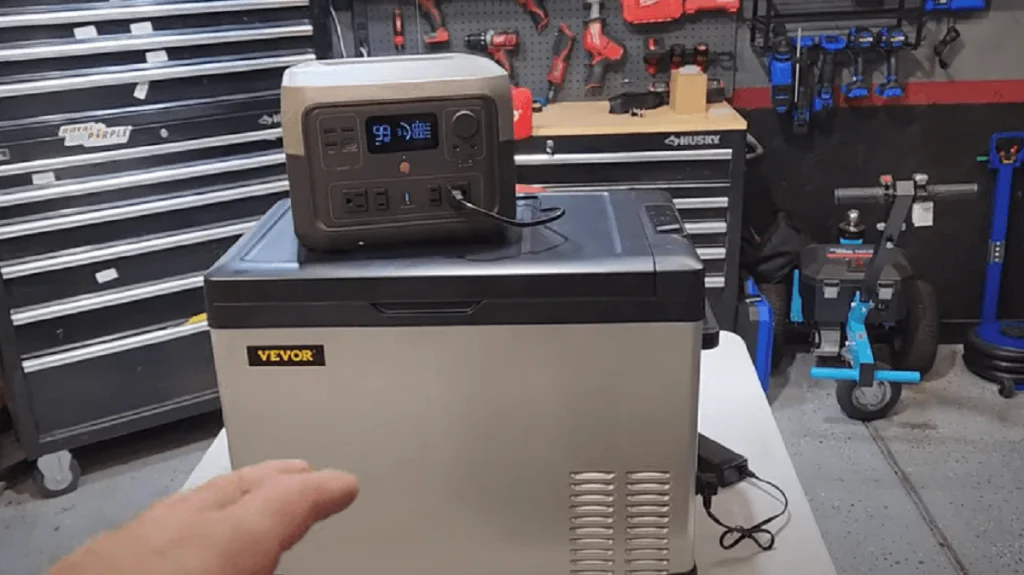 The Ultimate Guide to Portable Refrigerators and Freezers: Keeping Your Life Chilled, Anywhere () The Ultimate Guide to Portable Refrigerators and Freezers: Keeping Your Life Chilled, Anywhere