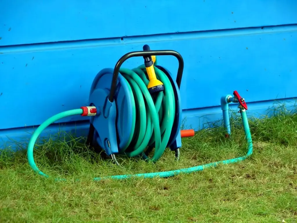 garden hose reel