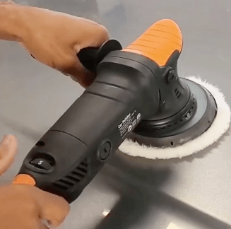 using the VEVOR car polisher