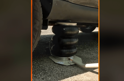 Using the VEVOR 3-ton triple bag air jack