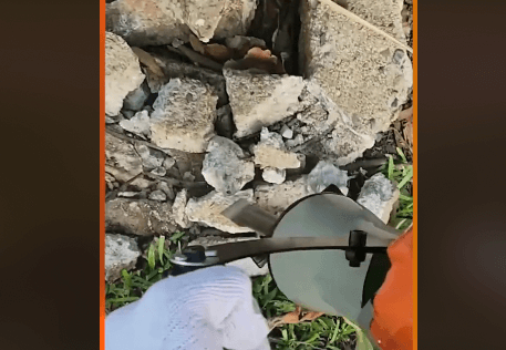 Using the VEVOR Demolition Jack Hammer