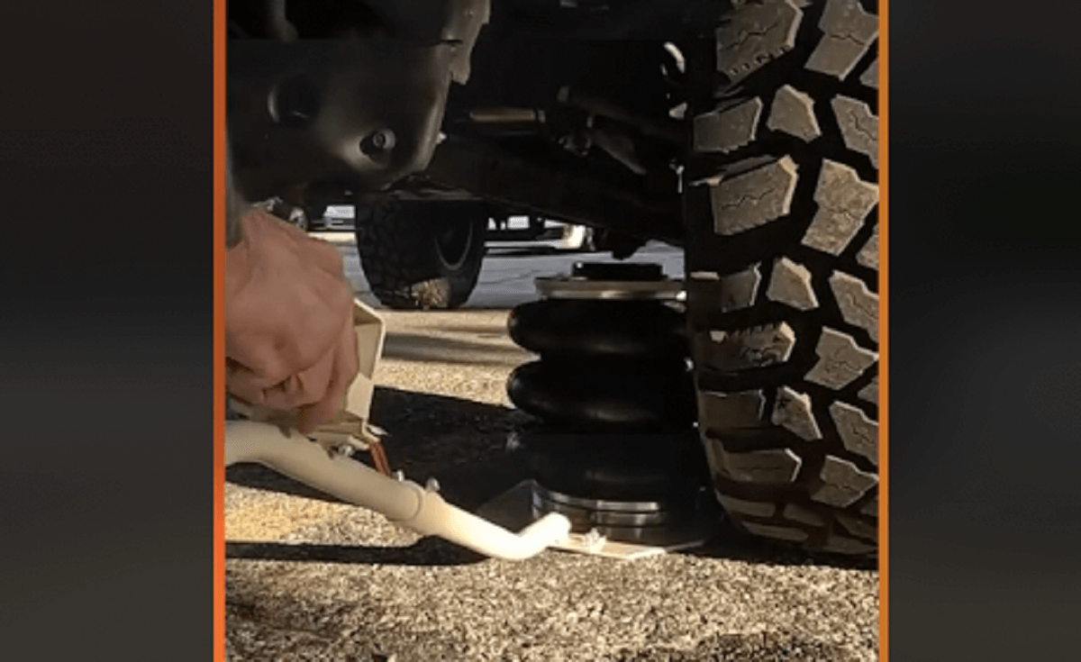 VEVOR 3-ton triple-bag air jack