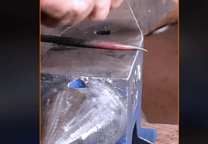 Using the VEVOR Blacksmith Cast Steel Anvil