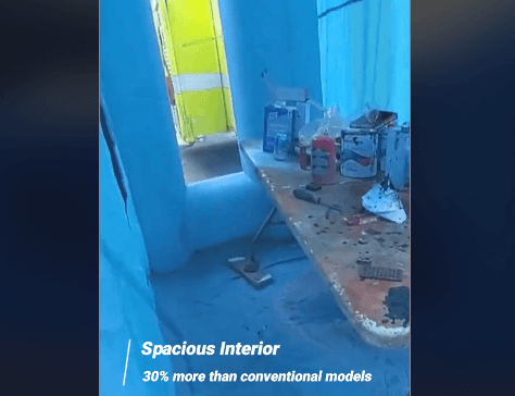 Spacious inflatable paint booth