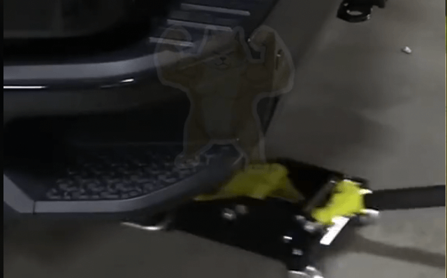 Using the VEVOR Low Profile Floor Jack