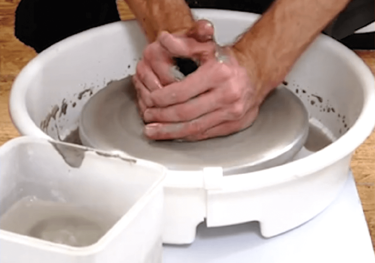 VEVOR Pottery Wheel To Create Master Art Pieces - VEVOR Blog