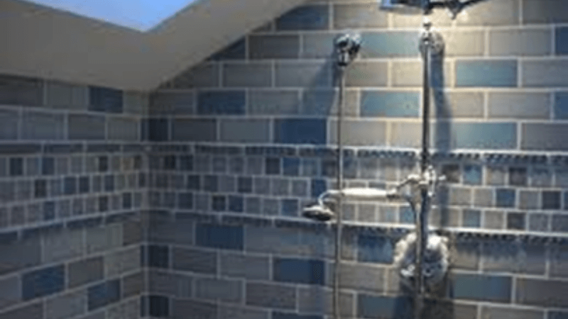 Dual shower head in walk-in shower